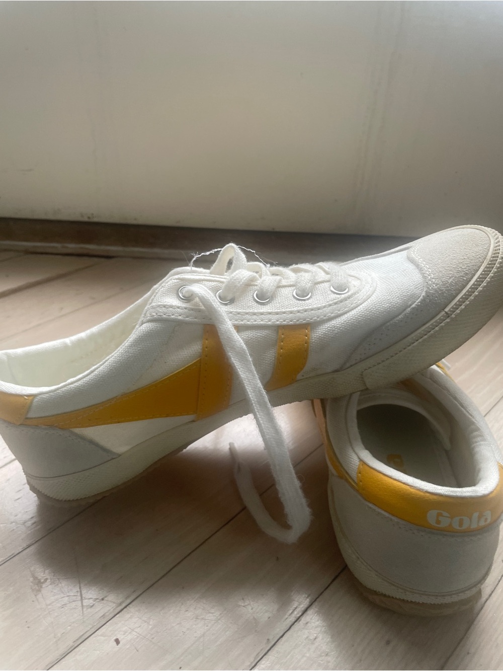 Gola White Sneakers with Yellow Stripe